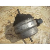 Подушка двигателя (опора) (с датчиком) 1.9-2.0 TDI Volkswagen Touran 8E0199379L