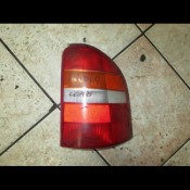 Фонарь задний правый Ford Mondeo I универсал 93B613N004