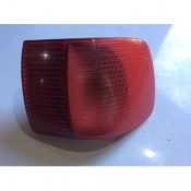 Фонарь задний правый HELLA Audi 80 B4 седан 8A0945096E