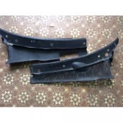 Решетка стеклоочистителя Volkswagen Golf III 1H1819416, 1H1819415B