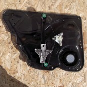 Стеклоподъемник электрический задней правой двери Volkswagen Passat B6 3C4839756H